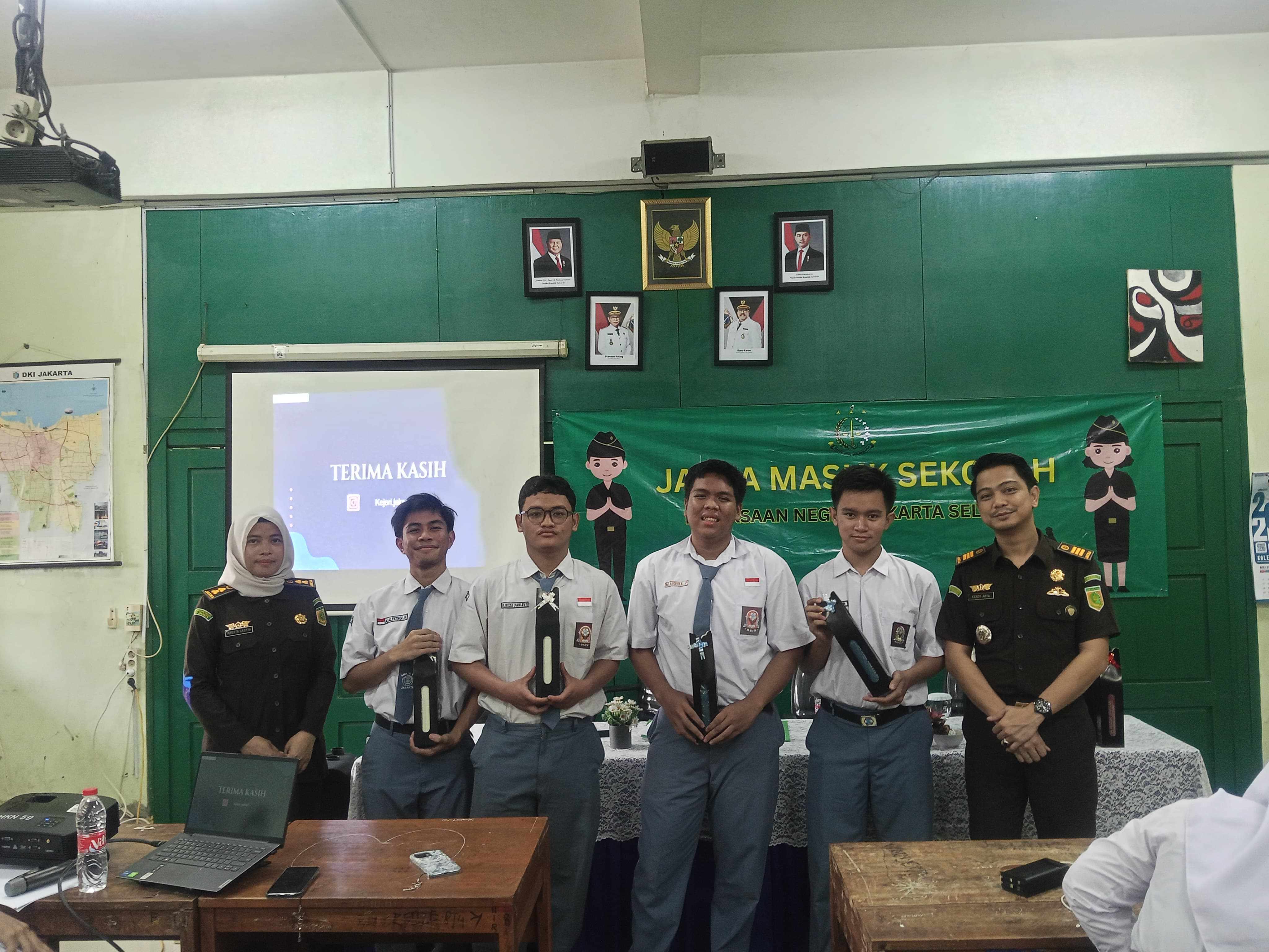 Gedung Sekolah SMA 1 SRAGEN